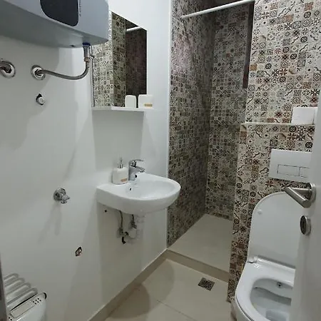 Bistrik Apartman *